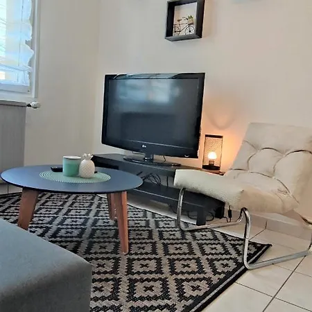 Sainte Cecile Apartment *
